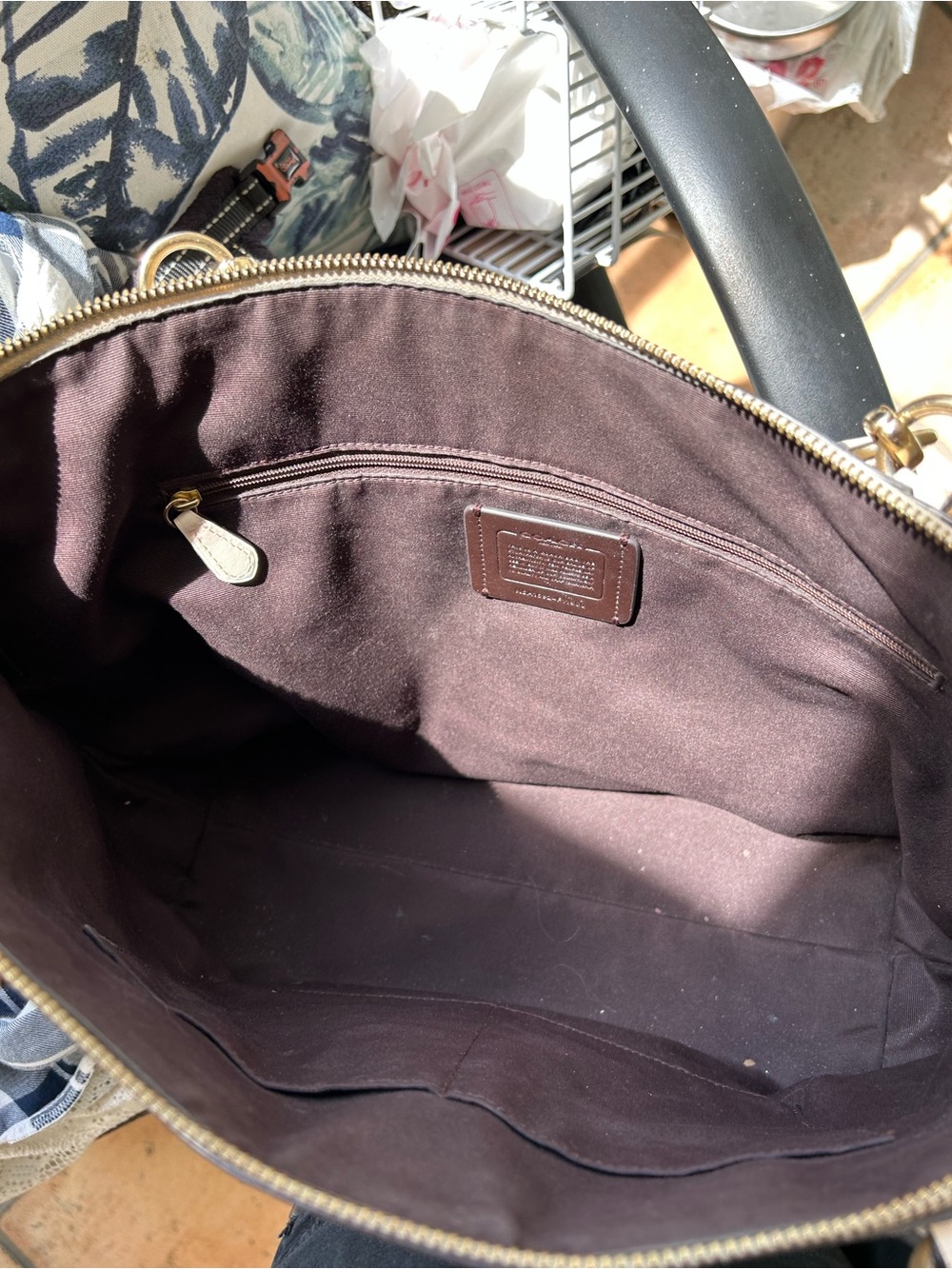 Coach Large Cream Leather Tote with Gold Hardware and Double Straps - Picture 6 of 7
